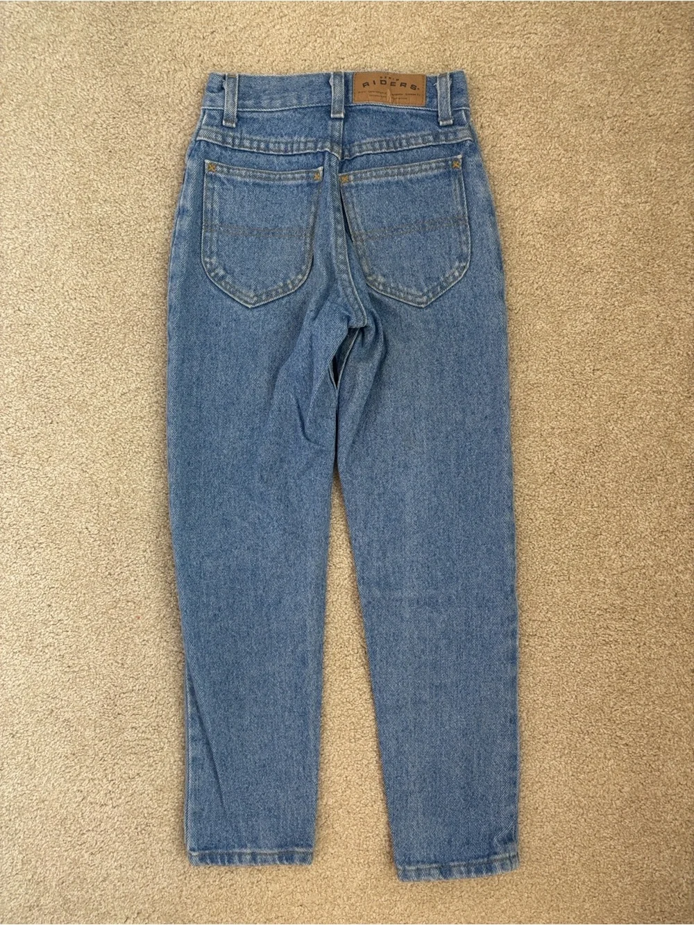 Vintage youth Lee Riders high-waisted medium-wash denim jeans size 8 Slim